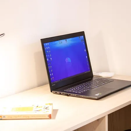 Apartamento Julia's Beautiful For 6 With Parking Split