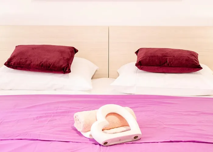 Julia's Beautiful For 6 With Parking Apartamento