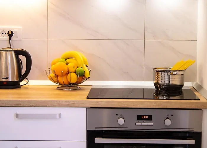 Julia's Beautiful For 6 With Parking Split